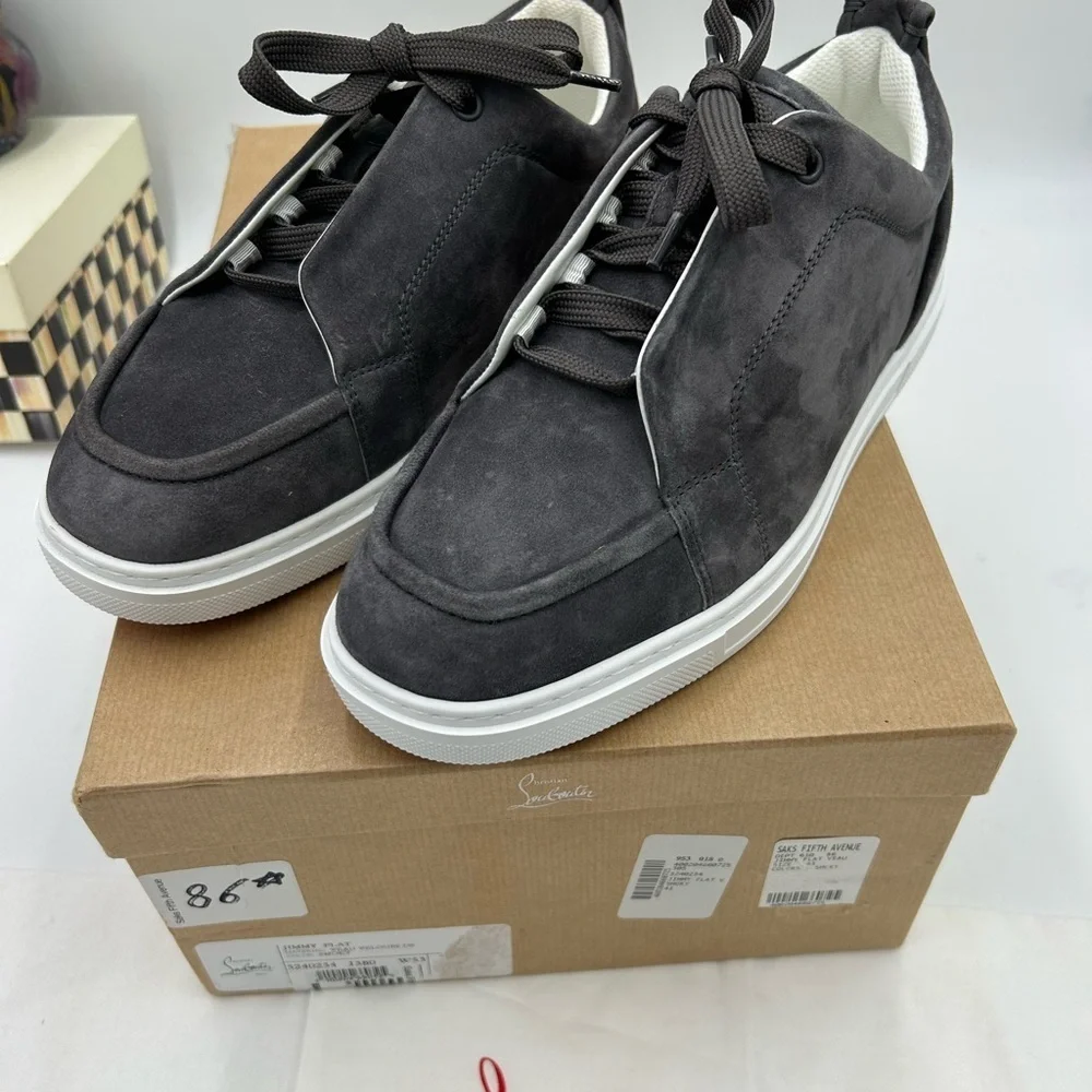 Men's Christian Louboutin Jimmy low top suede sneakers size 41 made in Italy